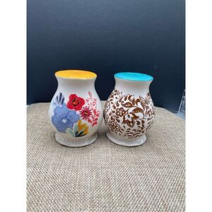 The Pioneer Woman Flea Market Decorated Salt and Pepper Shaker Set